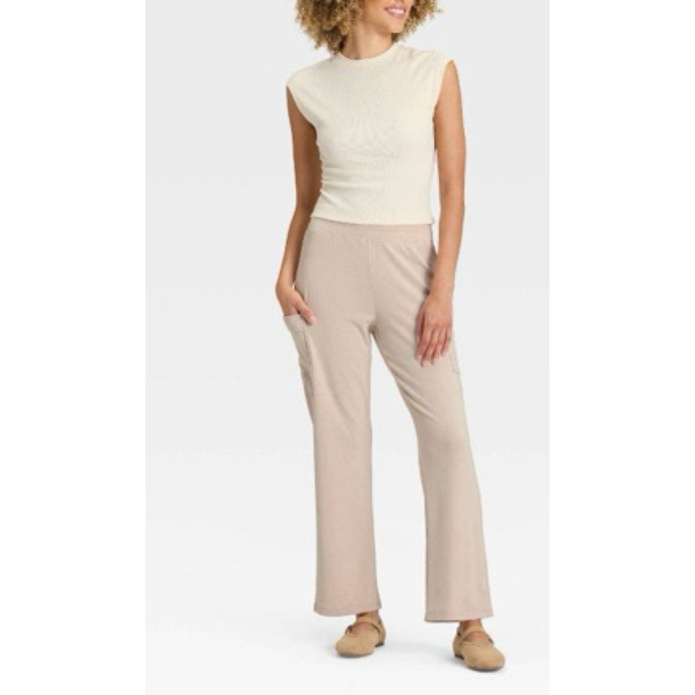 A New Day Women's Size XL 16 Beige Straight Leg Lounge Pant Cargo Elastic‎ Waist